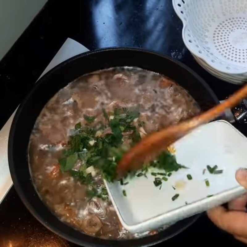 Bước 4 Nấu canh Canh lòng lợn