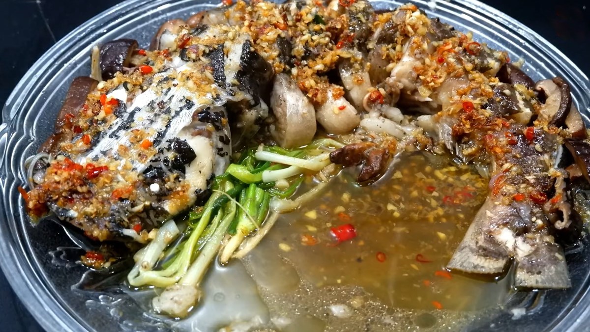 Cách làm cá lăng hấp thơm ngon, ngọt lịm để chiêu đãi cả nhà