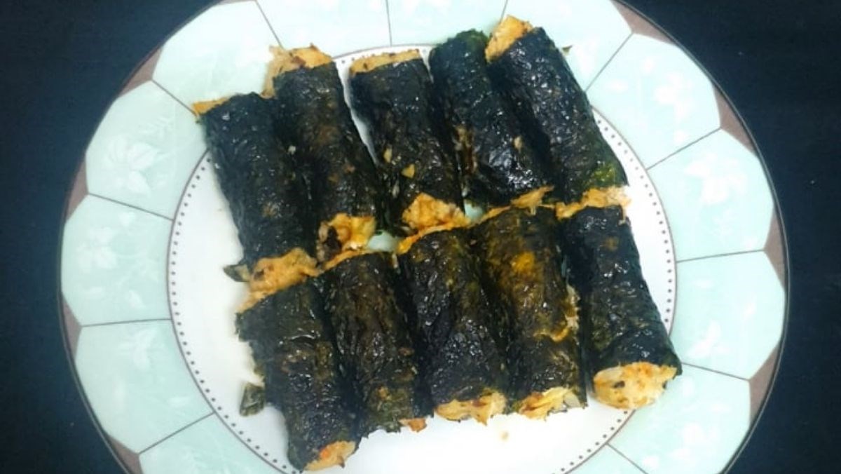 Gà cuộn rong biển Gà cuộn rong biển