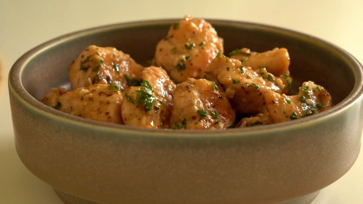 Gà sốt bơ tỏi Gà sốt bơ tỏi