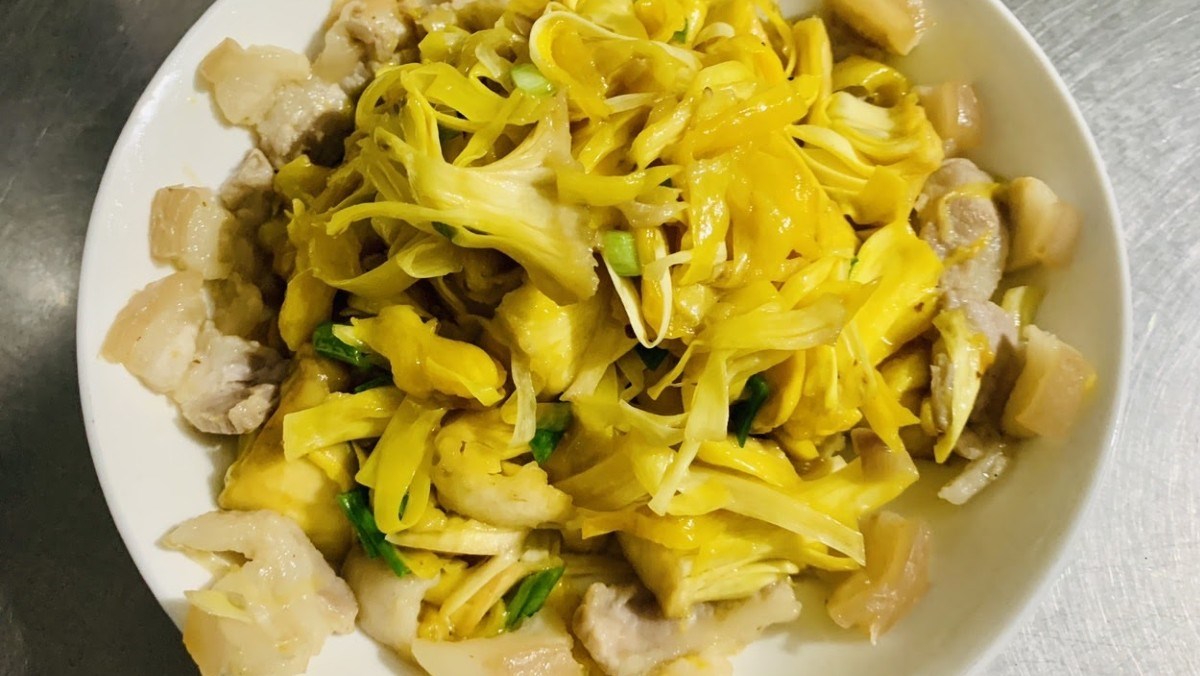 Xơ mít xào thịt heo