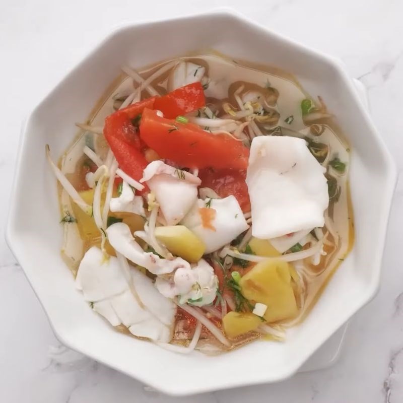 hoan-thanh-405 Bước 4 Hoàn thành Canh mực nấu dứa