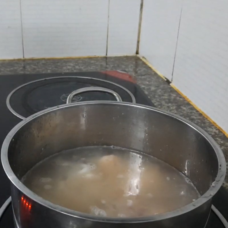 Bước 3 Nấu canh Canh rong biển tôm mực