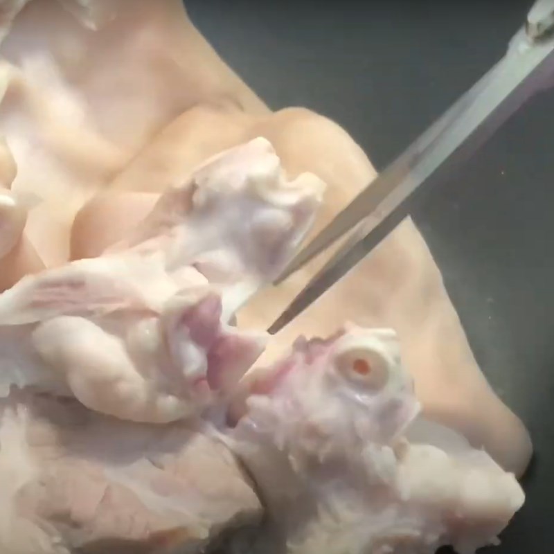 Bước 4 Nấu phá lấu Bánh mì phá lấu