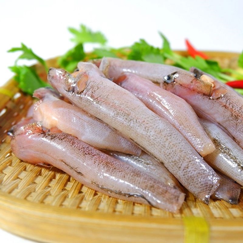 Bước 1 Sơ chế cá bống dừa Canh chua cá bống dừa