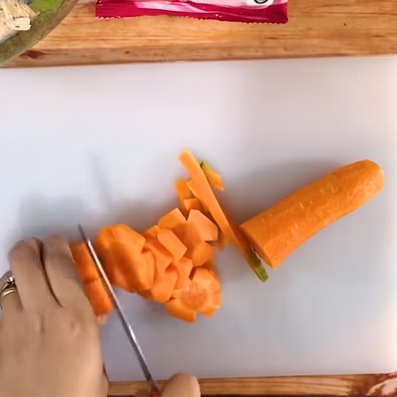 so-che-cac-nguyen-lieu-khac-29 Bước 2 Sơ chế các nguyên liệu khác Gà nấu tỏi