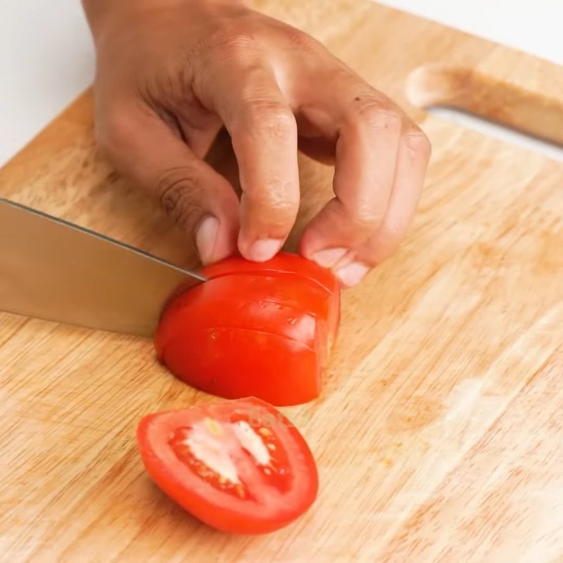 so-che-cac-nguyen-lieu-khac-5 Bước 2 Sơ chế các nguyên liệu khác Canh mực nấu dứa