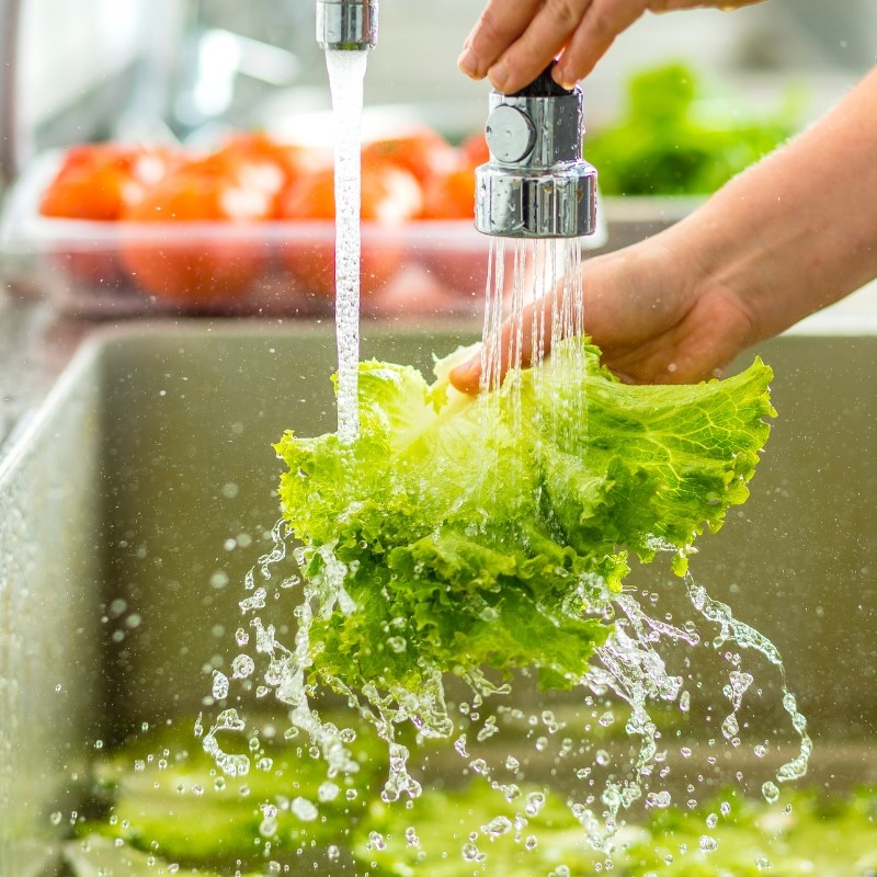 Bước 2 Sơ chế các nguyên liệu khác Bánh mì phá lấu