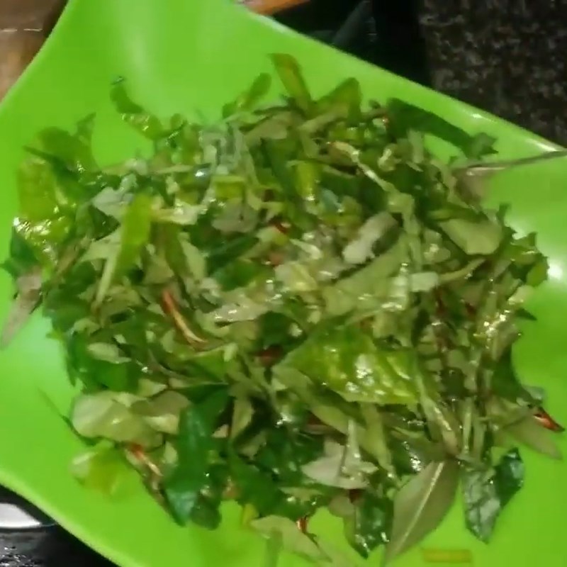 Bước 2 Sơ chế nguyên liệu Canh ngao nấu đậu phụ Bước 2 Sơ chế nguyên liệu Canh ngao nấu đậu phụ