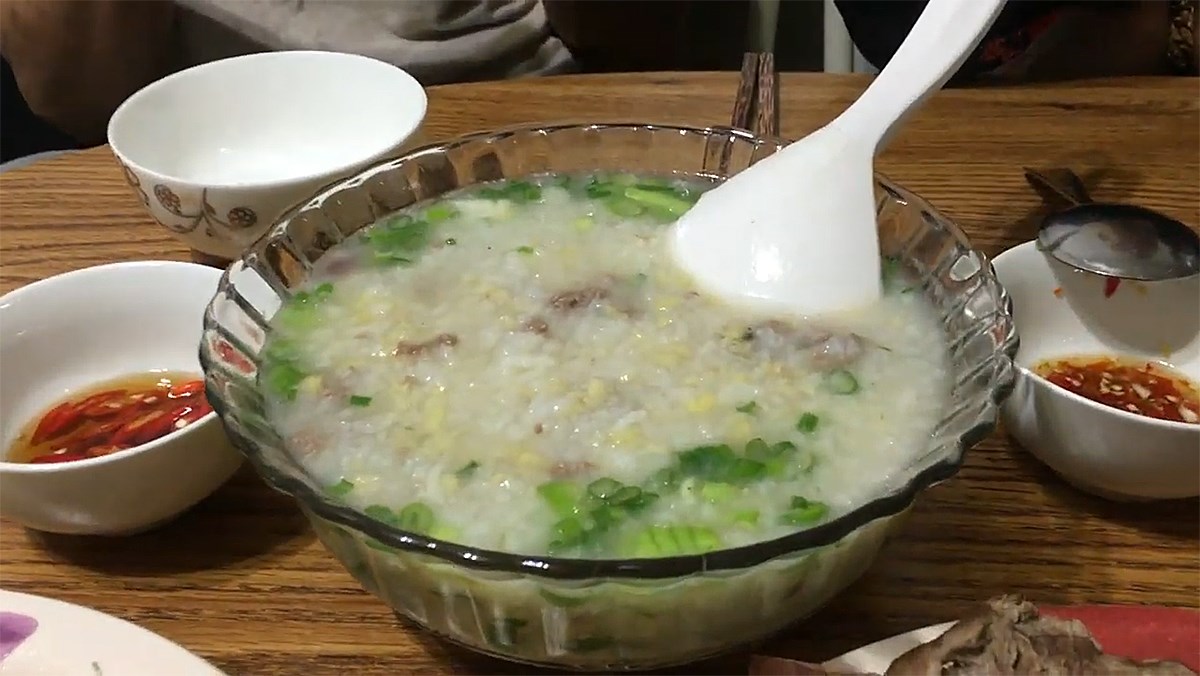 Cách nấu cháo đậu xanh thịt bò thơm ngon đơn giản bổ dưỡng cho cả nhà 