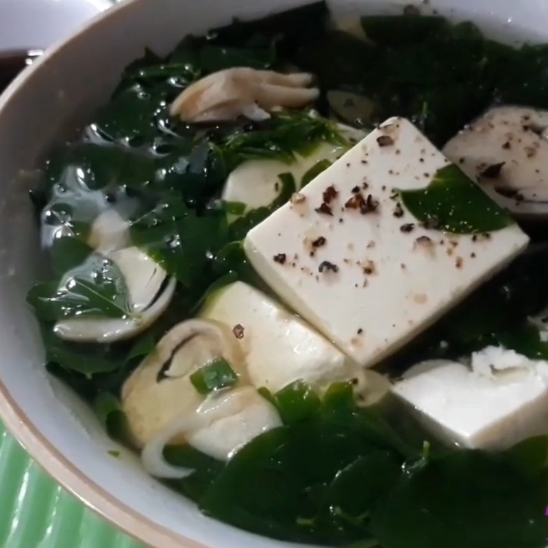 thanh-pham-373-1 Bước 3 Thành phẩm Canh rau ngót chay đậu hũ nấm rơm