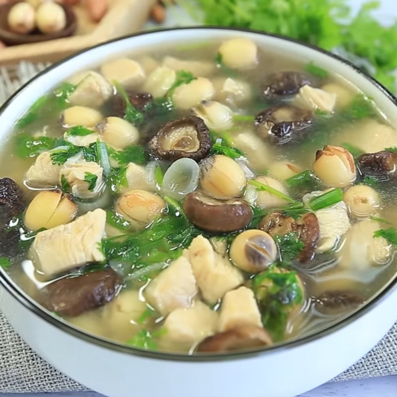 Bước 4 Thành phẩm Canh gà hạt sen