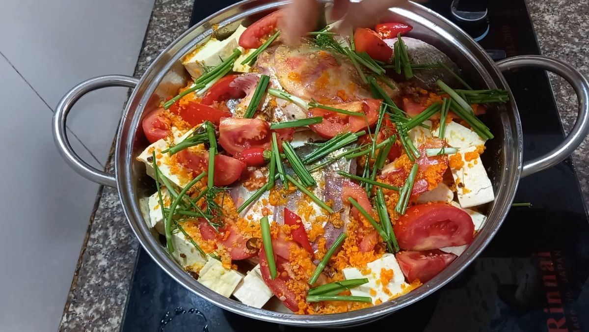 Cách làm cá mè nấu mẻ đậu thơm ngon bằng nồi lẩu đa năng tiện lợi Cách làm cá mè nấu mẻ đậu thơm ngon bằng nồi lẩu đa năng tiện lợi