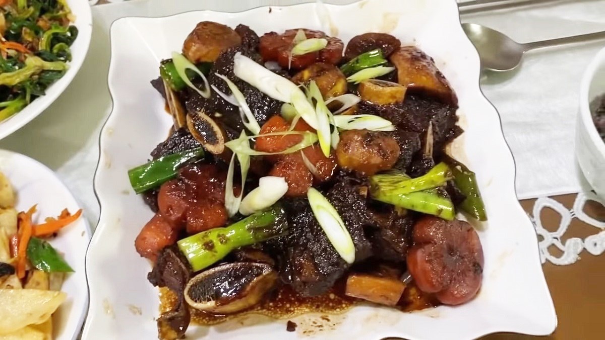 Sườn bò hầm Hàn Quốc Sườn bò hầm Hàn Quốc