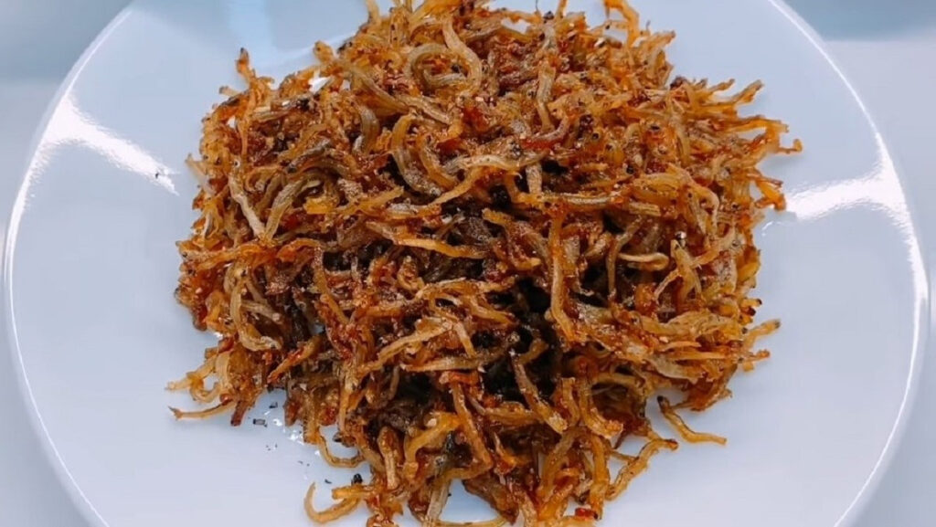 Cách làm khô cá cơm kho tiêu đậm đà gia vị thơm ngon ăn là ghiền, chế biến chỉ tốn 10 phút