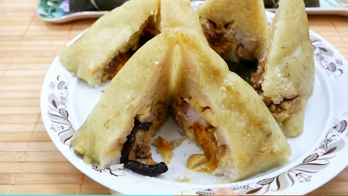 3 cách làm bánh ú bá trạng người Hoa thơm ngon mới lạ cho Tết Đoan Ngọ 3 cách làm bánh ú bá trạng người Hoa thơm ngon mới lạ cho Tết Đoan Ngọ