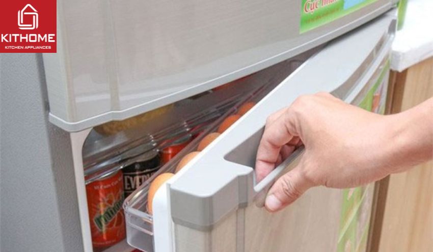 Kiểm tra, vệ sinh tủ lạnh thường xuyên