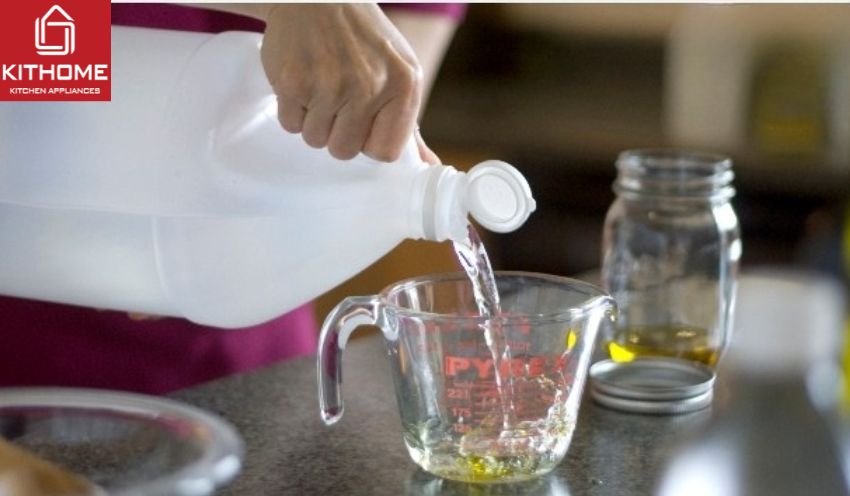 Cách 7: Sử dụng giấm ăn Cách 7: Sử dụng giấm ăn