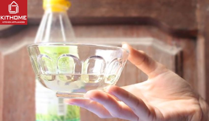 Khử mùi bằng giấm ăn Khử mùi bằng giấm ăn