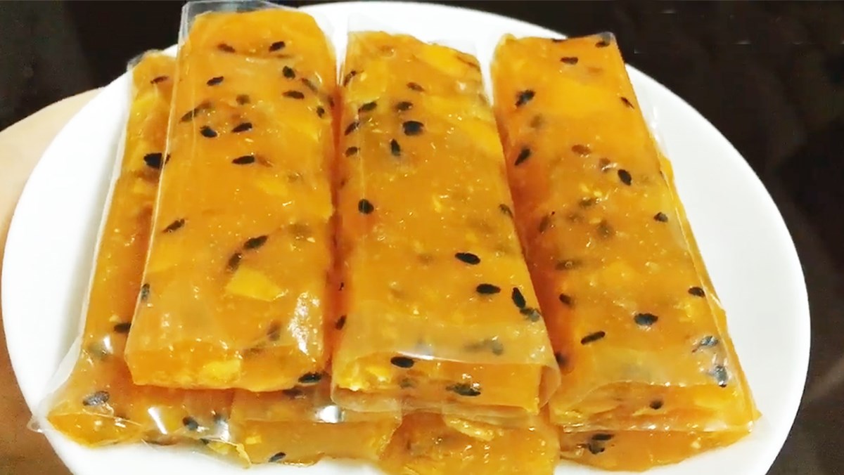 mứt bí đỏ dẻo