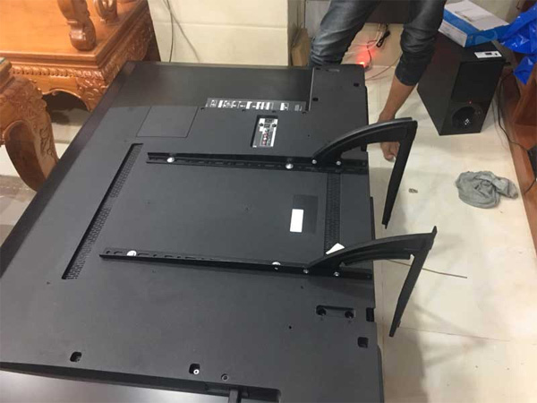 Chân đế tivi để bàn - Giá treo màn hình TV01 (TV 24 - 40 inch)