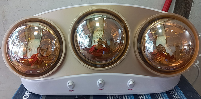 Đèn sưởi nhà tắm