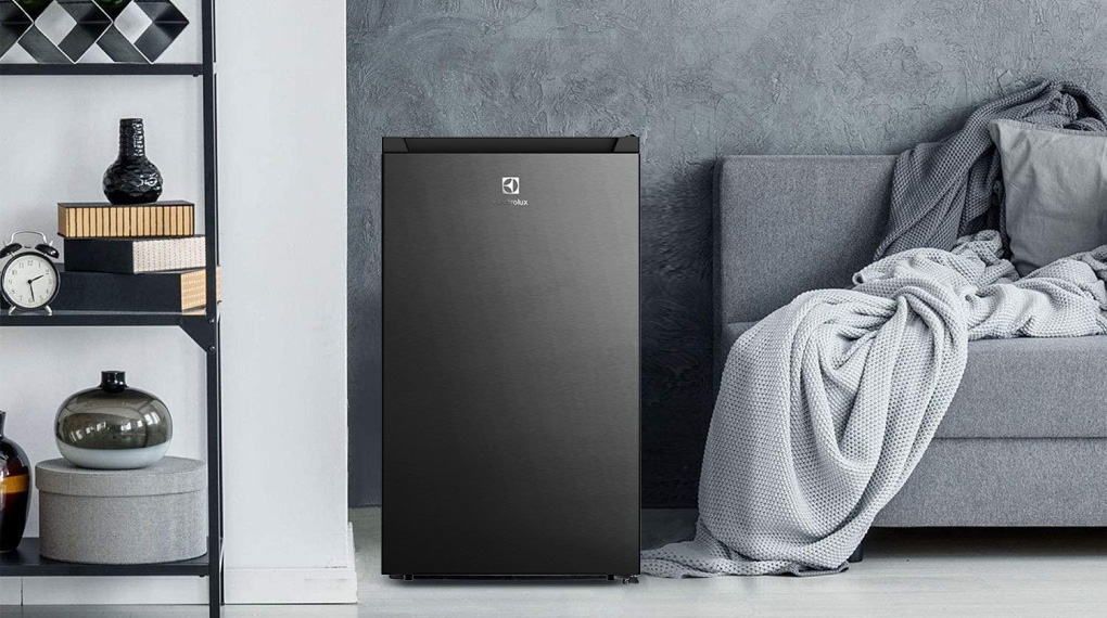 Tủ lạnh Electrolux 94 Lít EUM0930BD-VN có thiết kế nhỏ gọn, sang trọng