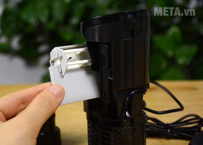 Máy lọc không khí ô tô Sharp IG-GC2E-B/P/N (3.6m2)