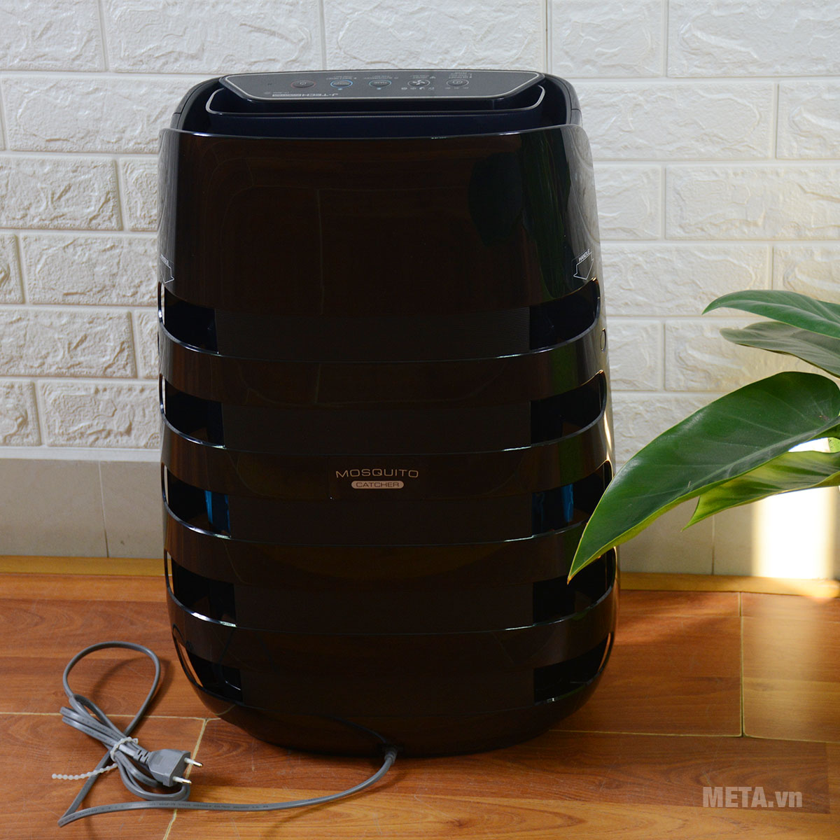 Máy lọc không khí bắt muỗi Sharp FP-JM40V-B