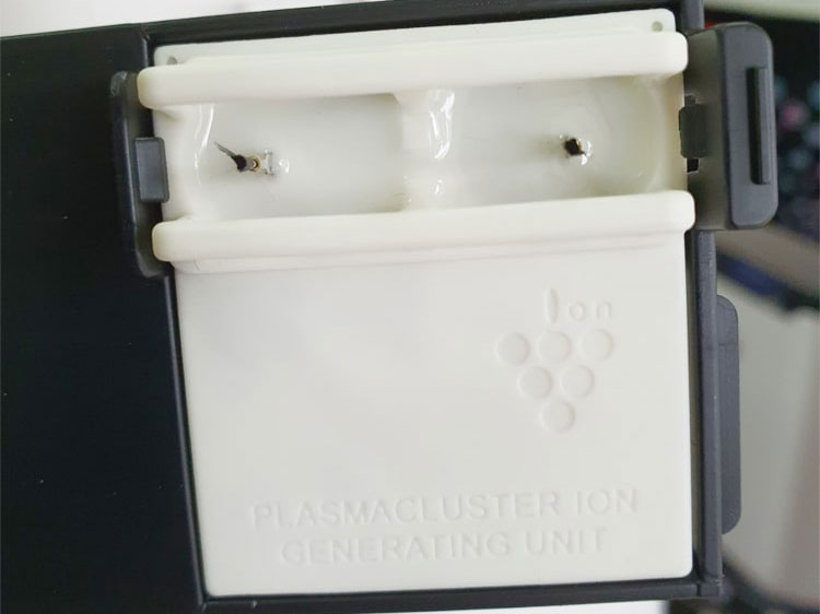 Máy lọc không khí tạo ẩm Sharp KI-L60V-W