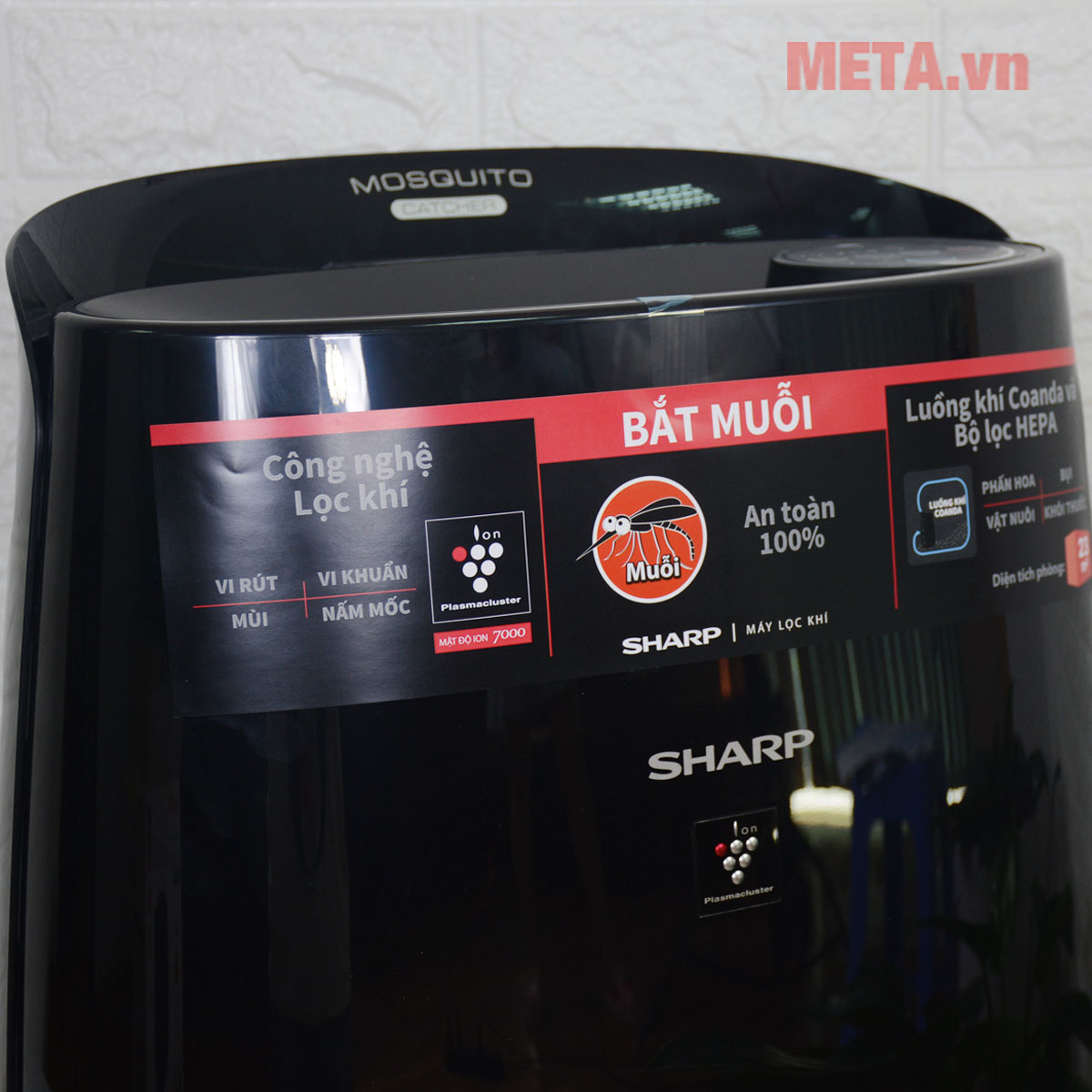 Máy lọc không khí và bắt muỗi Sharp FP-JM30V-B (23m2)