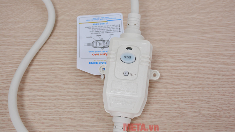 Bình nóng lạnh vuông Rossi Puro Pro 20SQ 20 lít