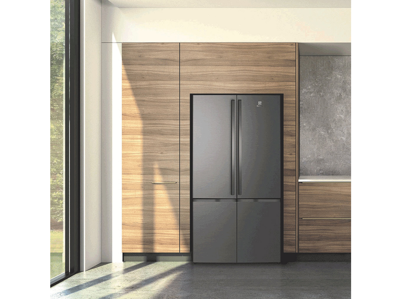 Tủ lạnh Electrolux Inverter 541 lít EQE6000A-B