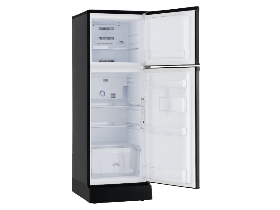 Tủ lạnh 2 cánh Funiki model HR T6147TDG còn được trang bị hệ thống khay, kệ làm bằng nhựa chịu lực