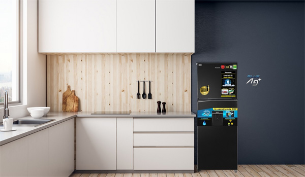 Tủ lạnh Panasonic Inverter 366 lít NR-TL381GPKV thuộc kiểu tủ lạnh ngăn đá trên có kiểu dáng hiện đại