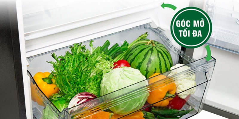 Ngăn rau củ mở góc rộng rãi Tủ lạnh Panasonic Inverter 326 lít NR-TL351BPKV