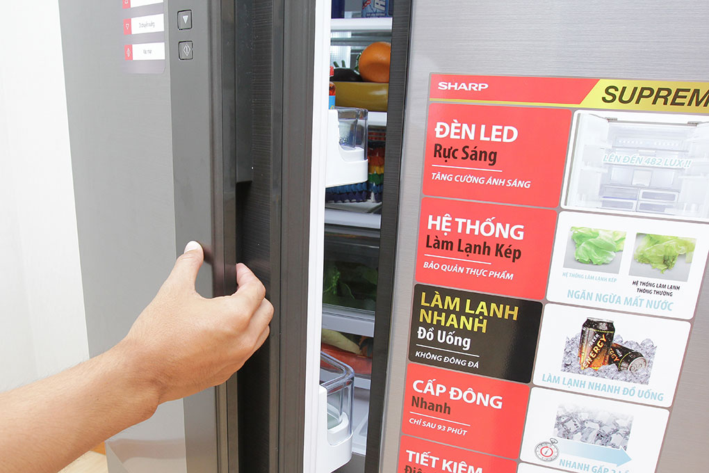 Sharp SJ-FX630V-ST thiết kế tay nắm tủ hiện đại Sharp SJ-FX630V-ST