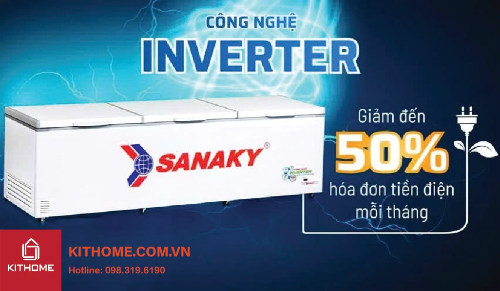 Tủ đông được trang bị bảng điều khiển điện tử giúp người dùng dễ dàng tùy chỉnh nhiệt độ