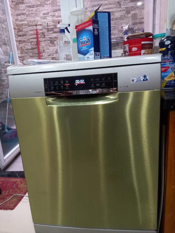 Lắp đặt máy rửa bát Bosch sms6zci49e thực tế