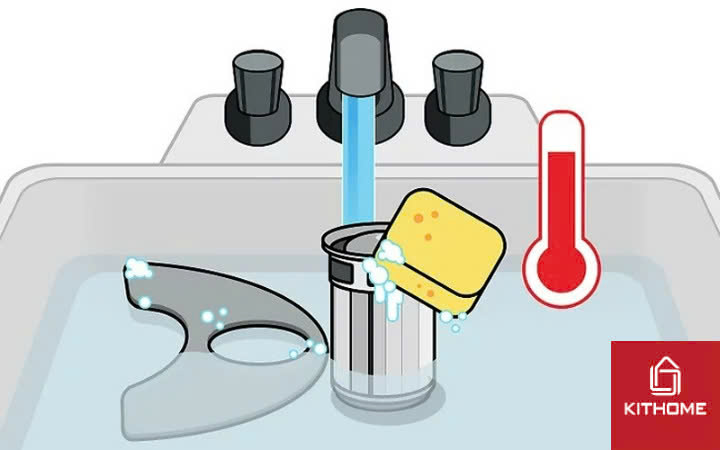 Tách rời từng chi tiết cấu tạo của bộ lọc để vệ sinh