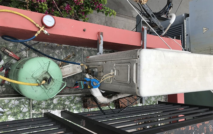 block-may-lanh-khong-chay