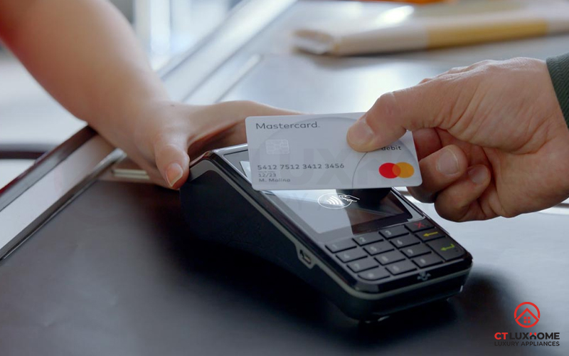 co-nen-mua-mrb-mini-bosch-gia-ca giá