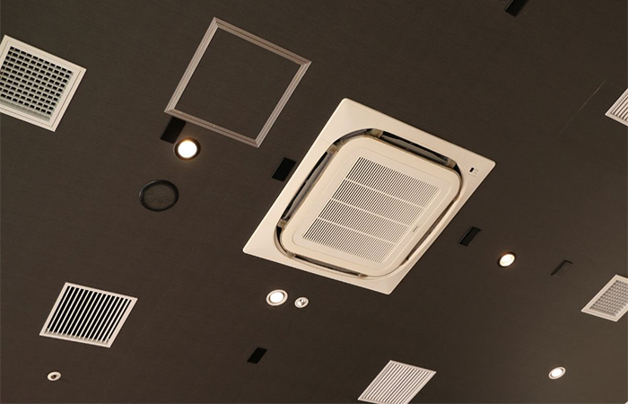 dieu-hoa-am-tran-funiki-2-chieu-24-000btu-ch24mmc1