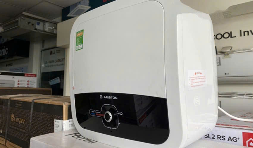 Giá bình nóng lạnh Ariston ANDRIS2 15RS bao nhiêu? Có hợp lý để mua không?