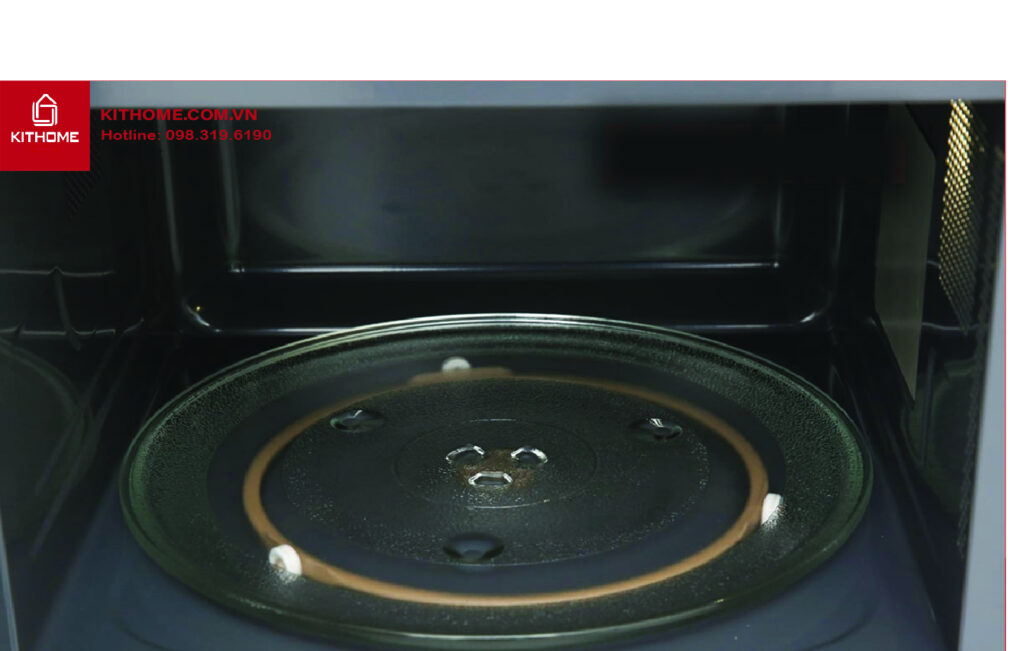 khoang Lò vi sóng Sharp 25 lít R G52XVN ST rộng rãi