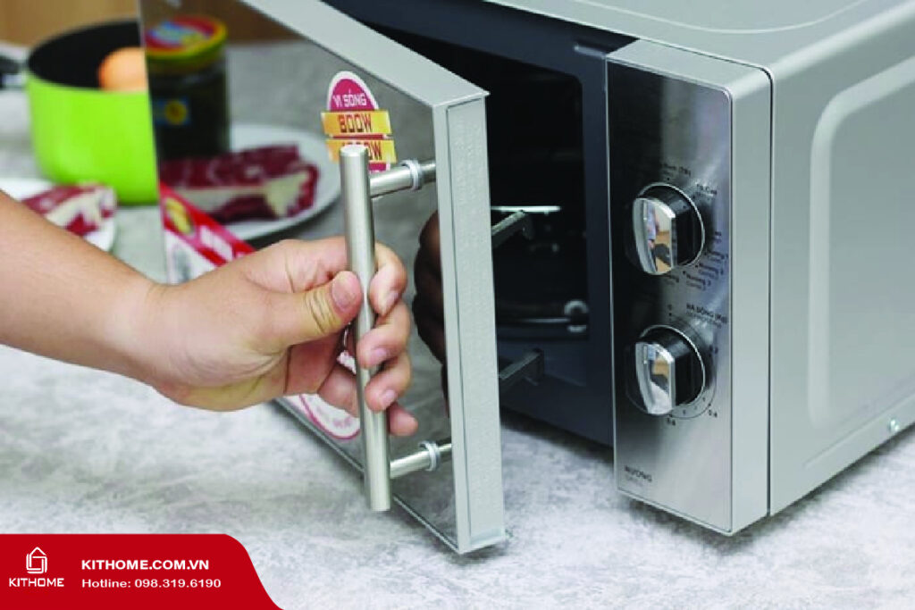 Đánh giá chi tiết lò vi sóng Sharp R G227VN M có nướng