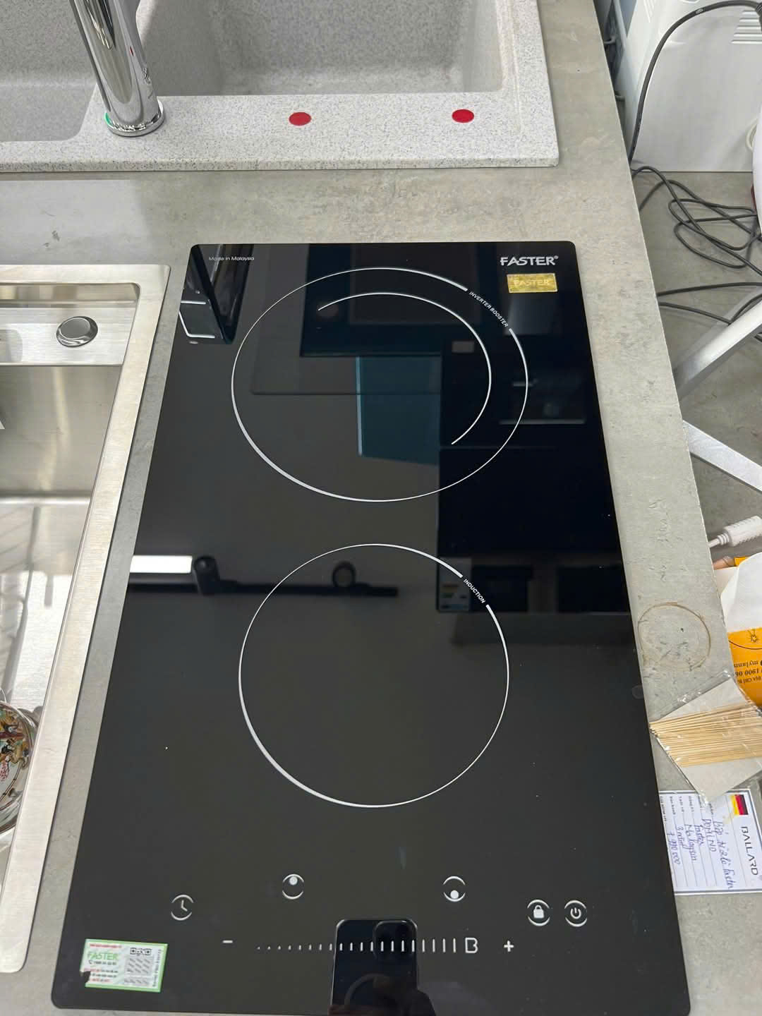 Bếp từ domino Faster FS 223DI | 2 vùng nấu | 30cm | 3800W | nhập khẩu nguyên chiếc từ Malaysia Bếp từ domino Faster FS 223DI | 2 vùng nấu | 30cm | 3800W | nhập khẩu nguyên chiếc từ Malaysia