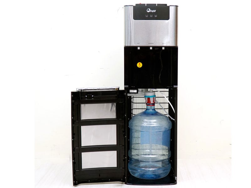 Cây nước nóng lạnh FujiE WD7500C lắp đặt bình bên trong máy Cây nước nóng lạnh FujiE WD7500C lắp đặt bình bên trong máy