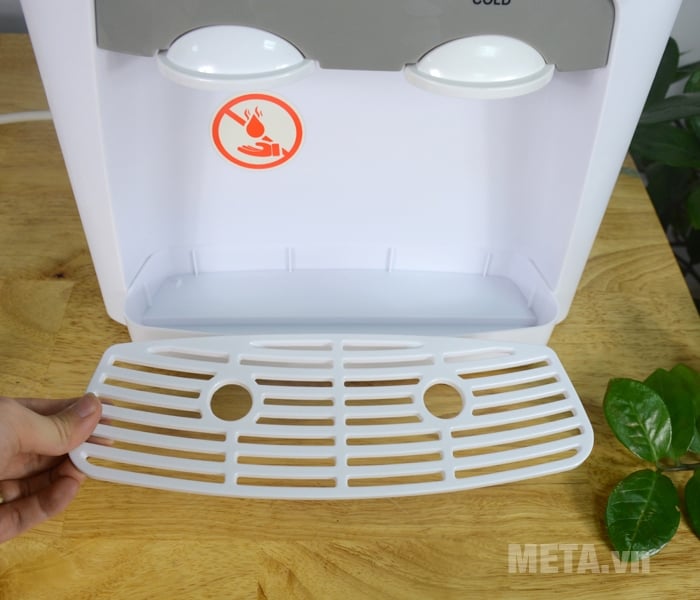 Cây nước nóng lạnh Sunhouse SHD9601