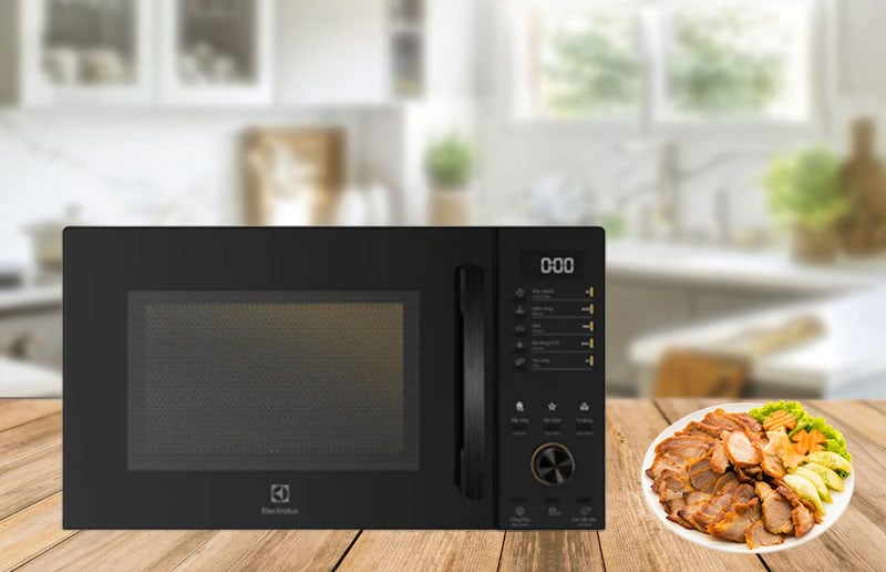 lò vi sóng Electrolux EMM23D22B có chức năng lưu chương trình yêu thích